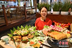 越南女餐饮人逐梦广西 以京族烟火味串起中越邻里情